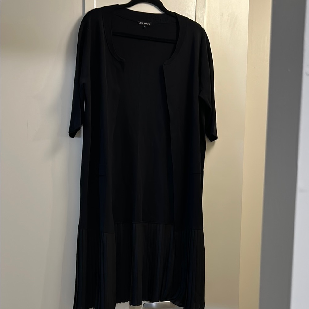 Black cardigan. with Pleated Hem